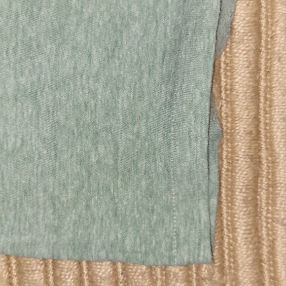 Vintage.  Made in the USA. 1979. Hanes. Children's size M 10-12. - Picture 5 of 7